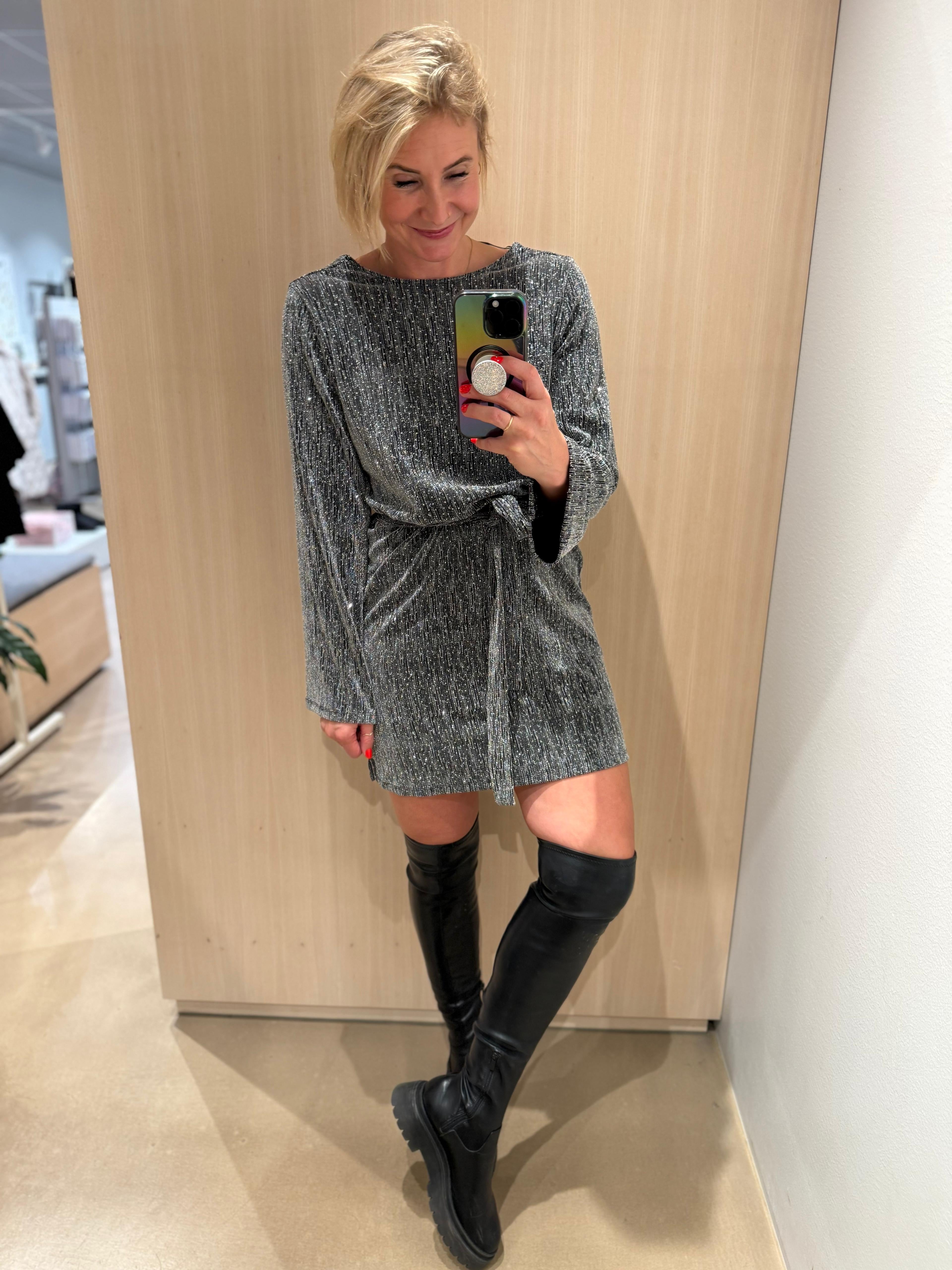 PCMAEVE Midi Dress - Black